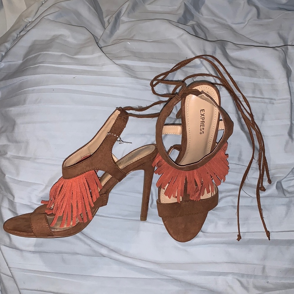 Express Vintage Heels